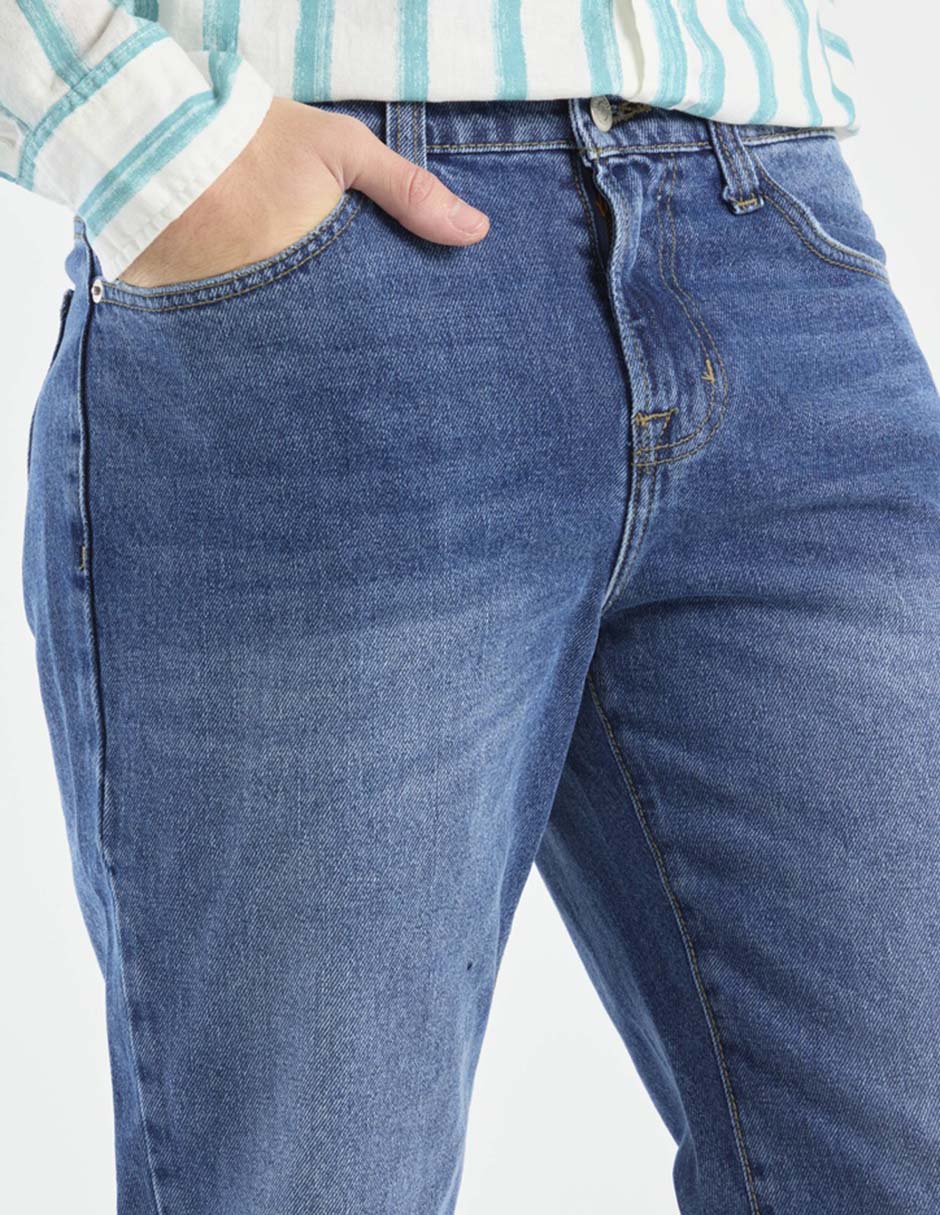 Jeans straight lavado medio para hombre 4
