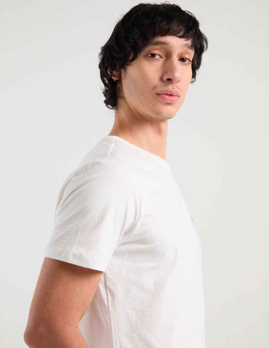 Playera cuello redondo para hombre 10