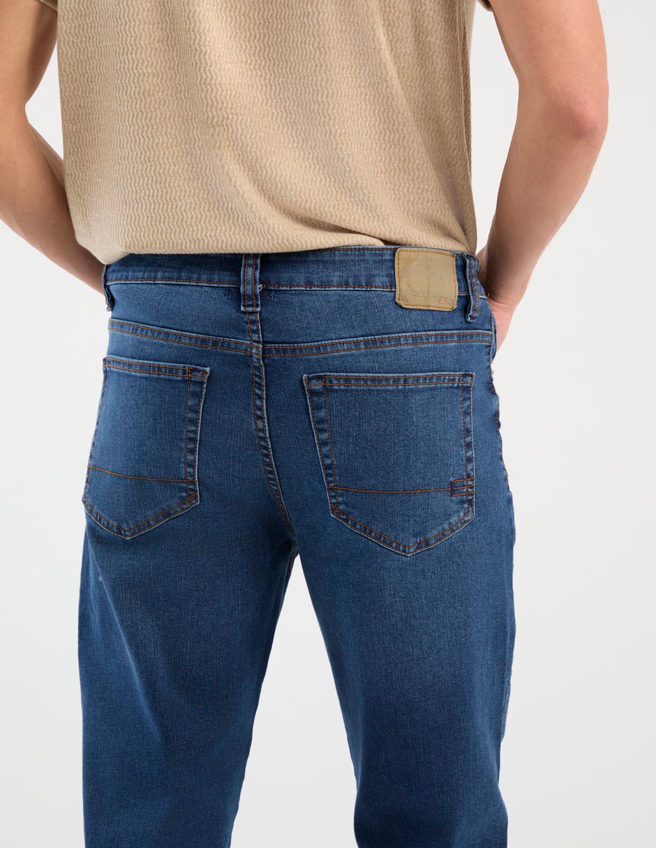 Jeans straight Aero lavado medio para hombre