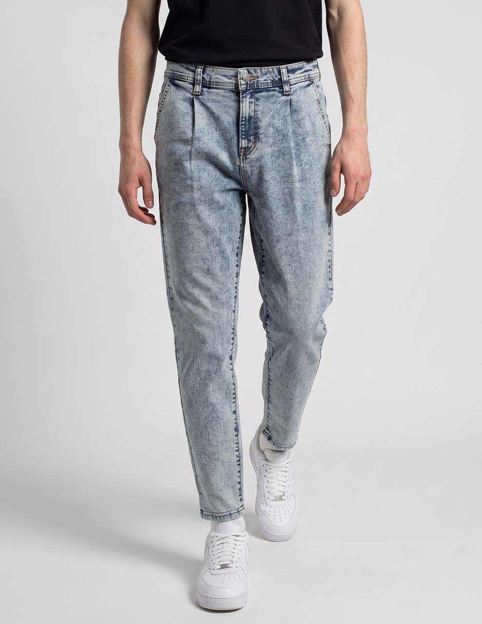 Jeans carrot lavado acid wash para hombre