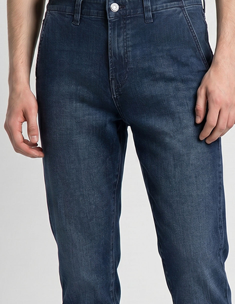 Jeans straight lavado obscuro para hombre 3