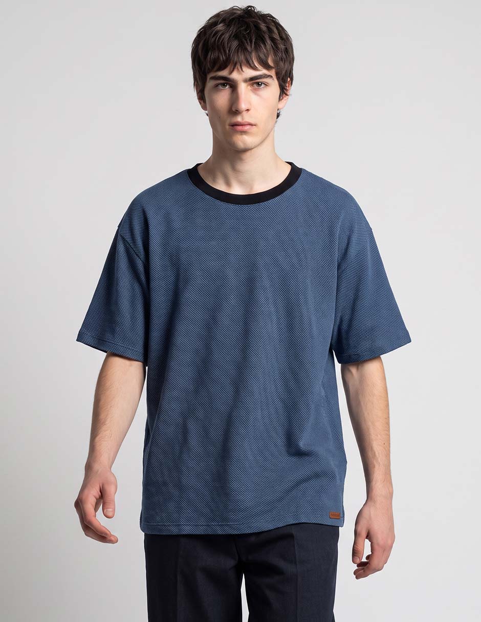 Playera postale cuello redondo para hombre