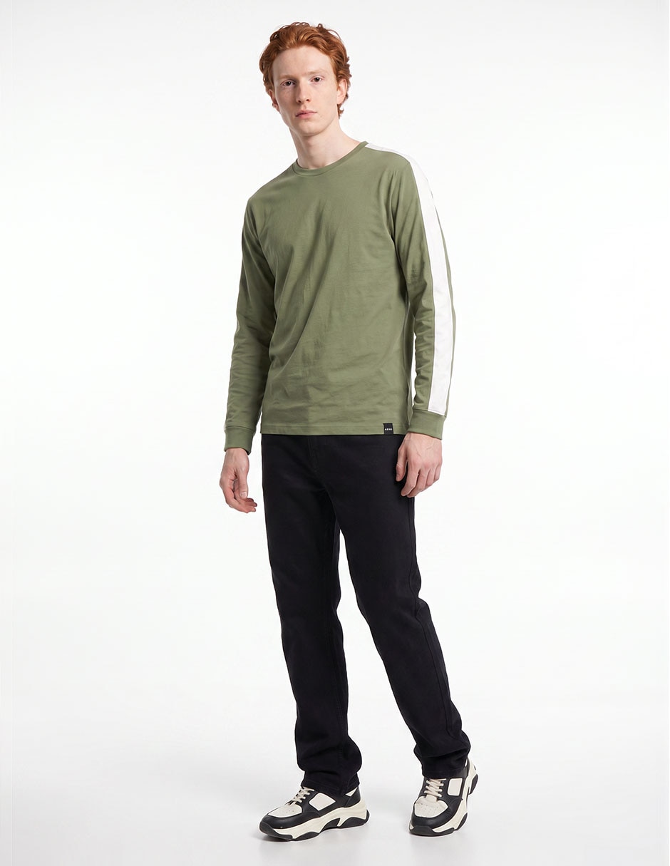 Playera cuello redondo para hombre 4