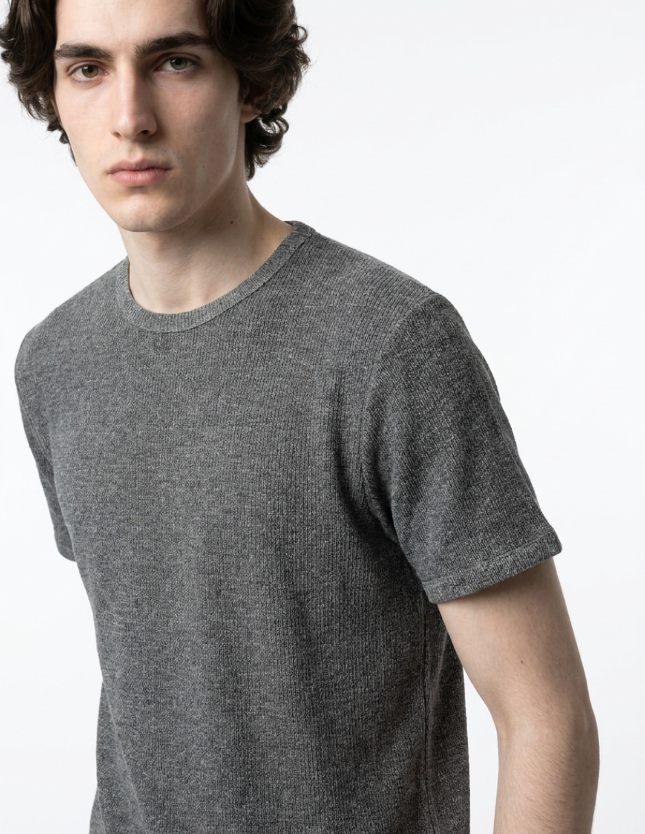 Playera cuello redondo para hombre 4