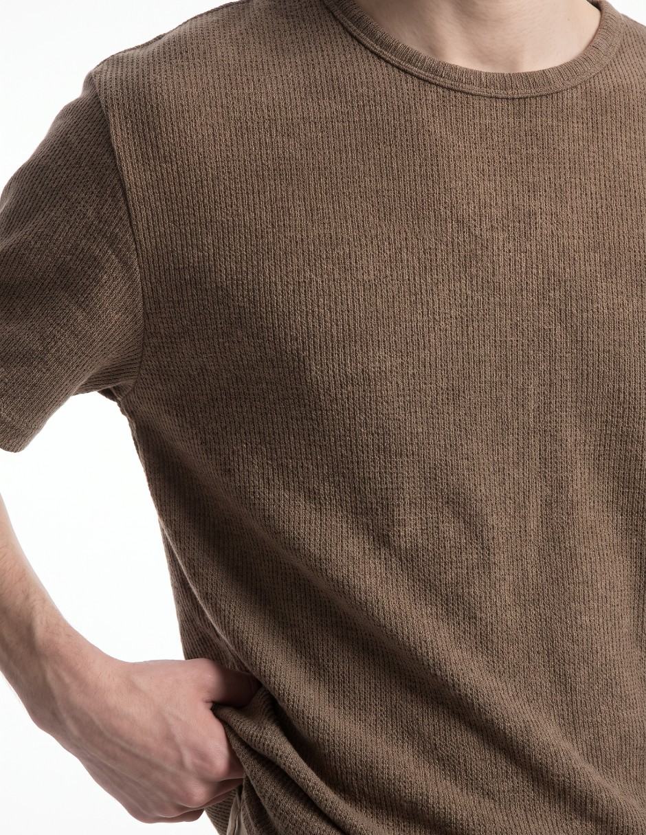 Playera cuello redondo para hombre 4