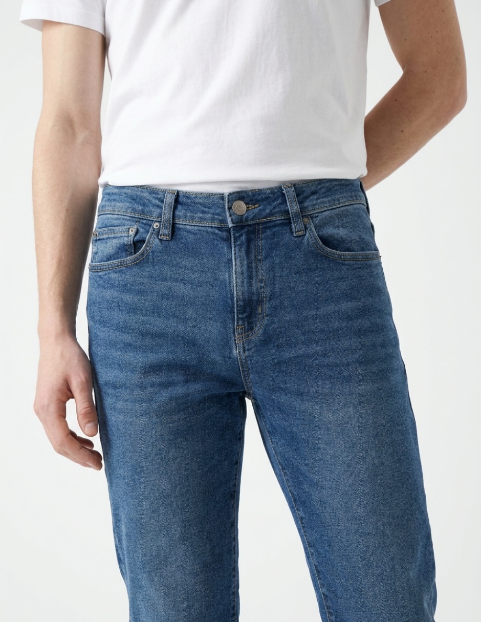 Jeans bota lavado bleach para hombre 4